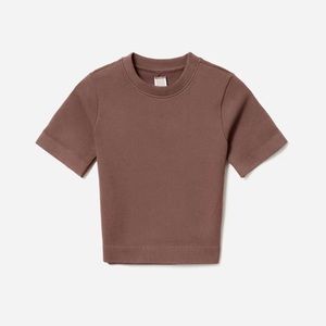 Everlane’s The Seamless Tee